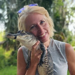 Meet your Posher, Julie